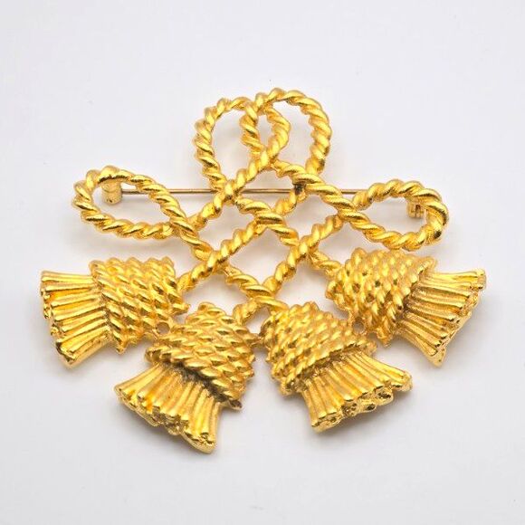 Vintage Large Gold Tone Rope Four Tassels Knot Brooch Pin 3" - Picture 1 of 4